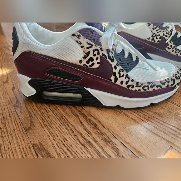 Women's NIKE Leopard Print Sneakers - Picture 3 of 7